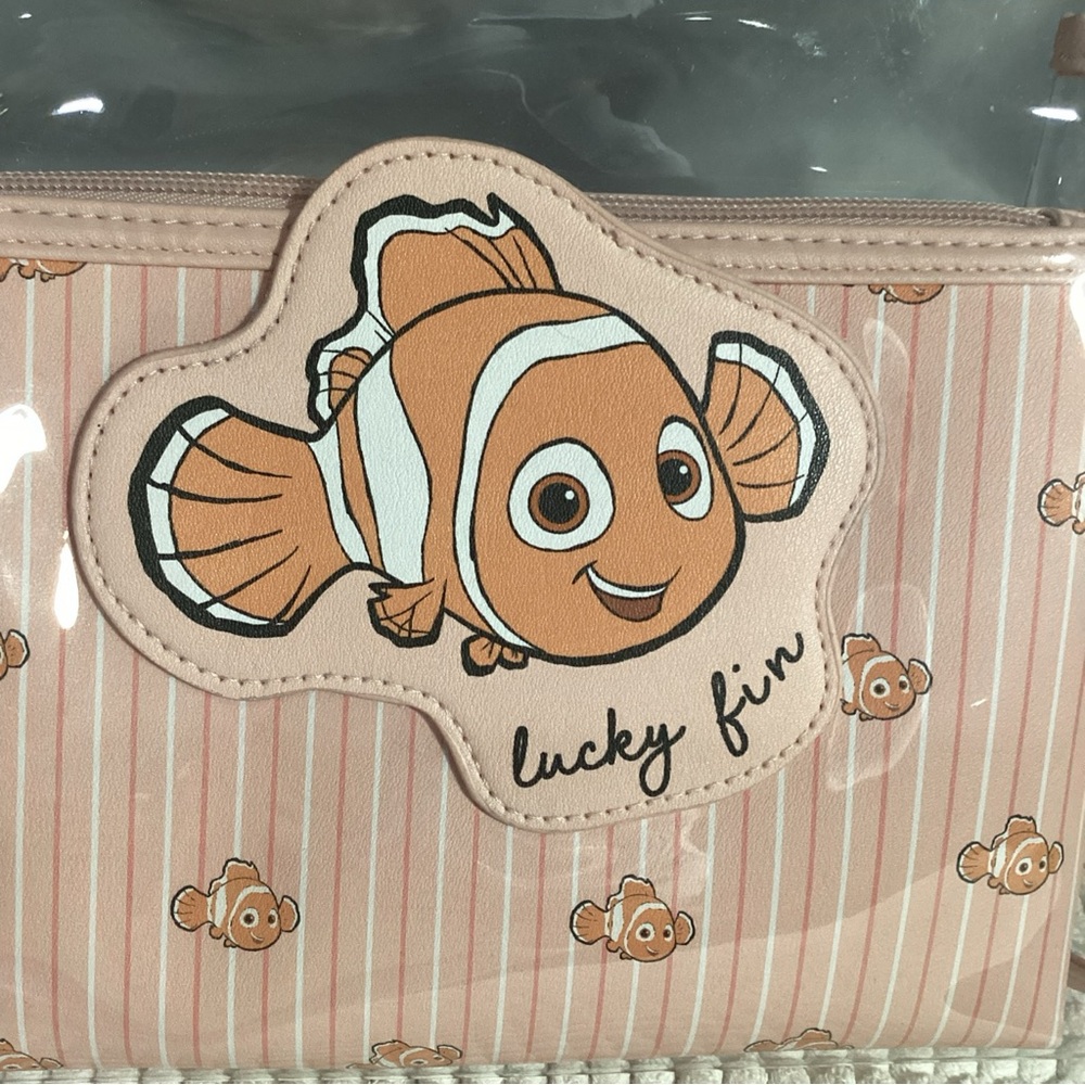 Primark Disney Pixar Finding Nemo Lucky Fin 2 Piece Cosmetic Accessory Bag Set - Picture 3 of 7